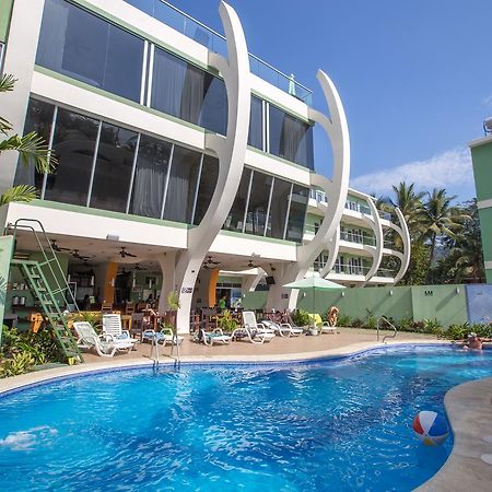 Room2Board Hostel And Surf School Jaco Luaran gambar