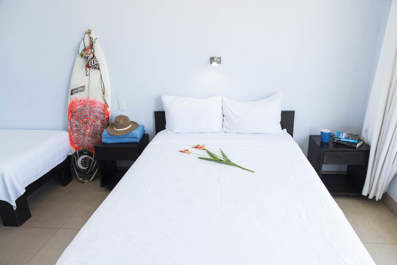 Room2Board Hostel And Surf School Jaco Luaran gambar