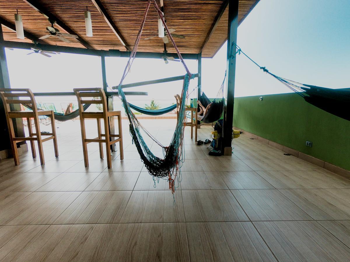 Room2Board Hostel And Surf School Jaco Luaran gambar