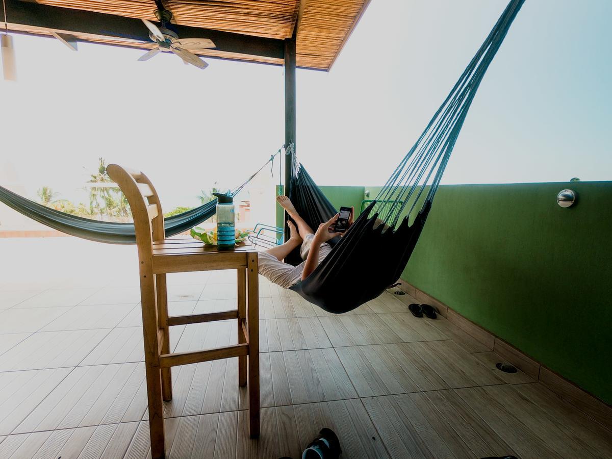 Room2Board Hostel And Surf School Jaco Luaran gambar