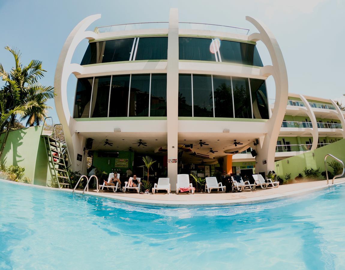 Room2Board Hostel And Surf School Jaco Luaran gambar